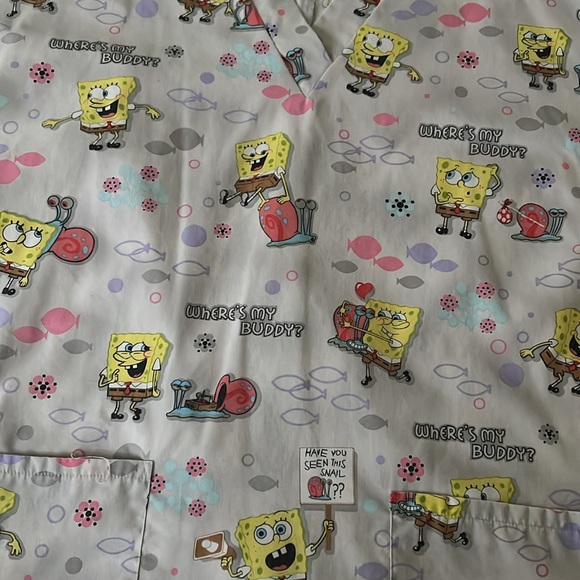 SpongeBob Scrub Top. Sz M - Picture 3 of 5